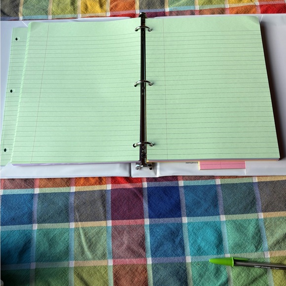 🩵💛❤️ DISNEY100 MICKEY & FRIENDS CLASSIC STATIONERY 3-RING BINDER ❤️💛🩵 NWT - Picture 8 of 16